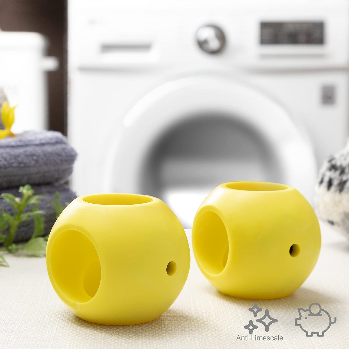 InnovaGoods - Set of 2 Ioclean Anti-Limescale Magnetic Balls, Eco-Friendly, Reusable, Energy Saving, Ideal for Washing Machines and Dishwashers, Yellow, Plastic